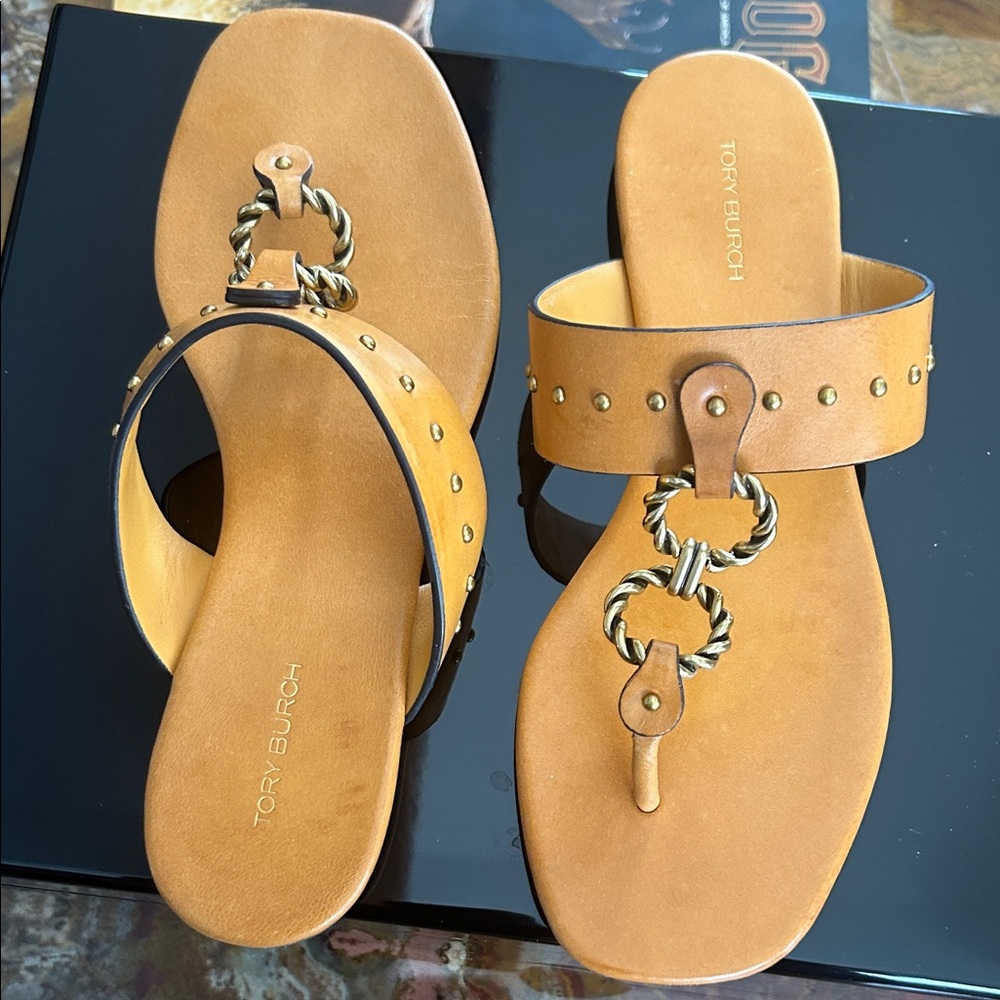 Tory Burch Brown Leather Sandals with Gold Accents - Picture 6 of 6